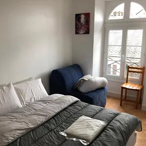 https://appartement-bagneres-de-bigorres.midi-pyreneeshotels.com